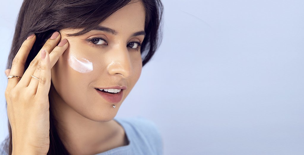 10 Secrets To a Flawless Skin